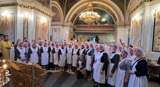 Служение митрополита Филарета накануне Недели 7-й по Пятидесятнице